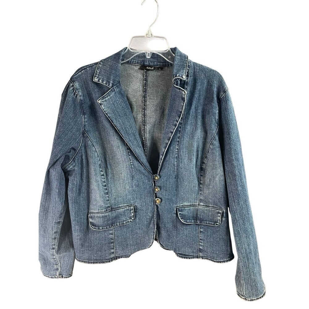 A.N.A Women’s Denim Jean Jacket 3 Button Front 2 Pockets Sz 2X Western Outerwear